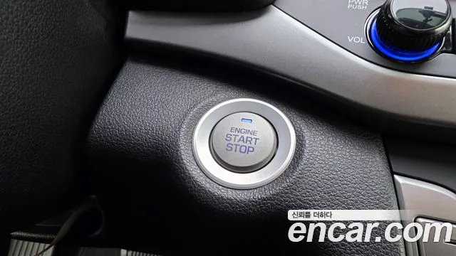 Hyundai Avante — фото 13