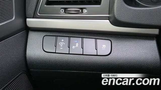 Hyundai Avante — фото 19
