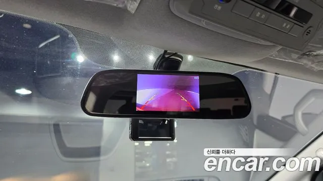 Hyundai Starex — фото 15