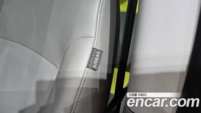 Hyundai Starex — фото 16