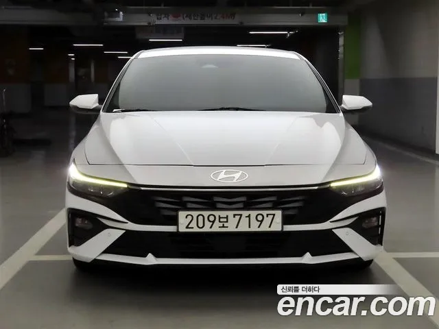 Hyundai Avante — фото 2