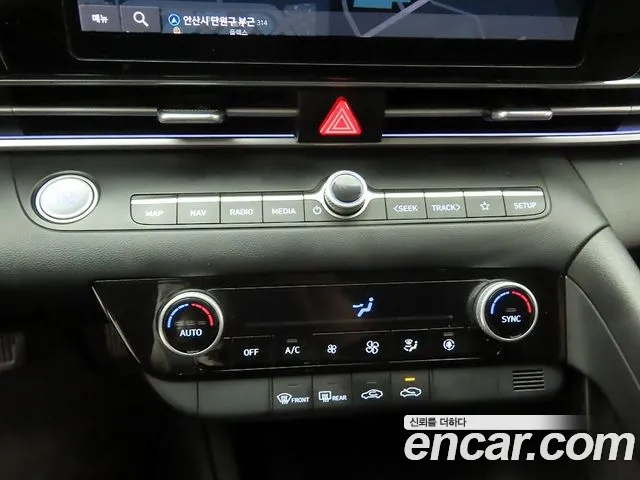 Hyundai Avante — фото 10