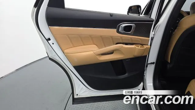 Kia Sorento — фото 25