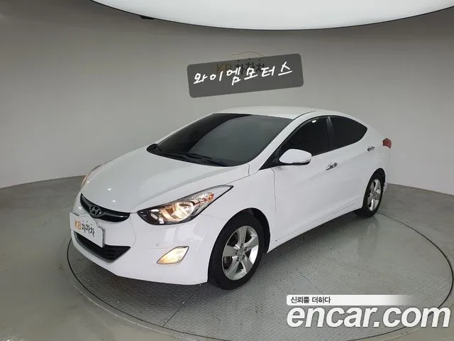 Hyundai Avante — фото 1