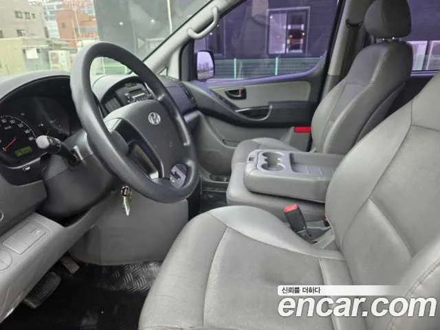 Hyundai Starex — фото 12
