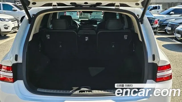 Genesis GV80 — фото 16