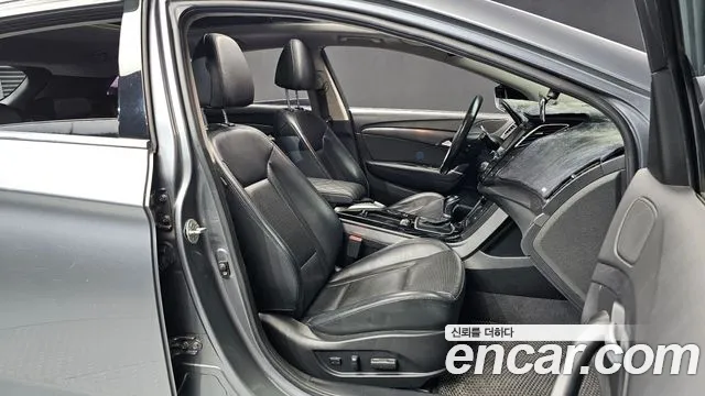 Hyundai i40 — фото 12