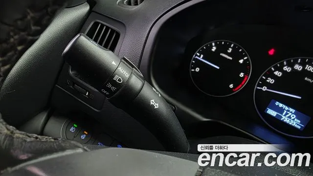 Hyundai Starex — фото 19