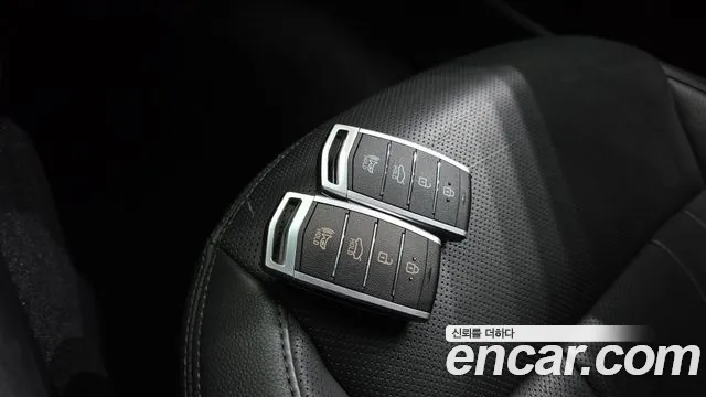 Genesis G80 — фото 17