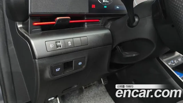 Hyundai Kona — фото 19