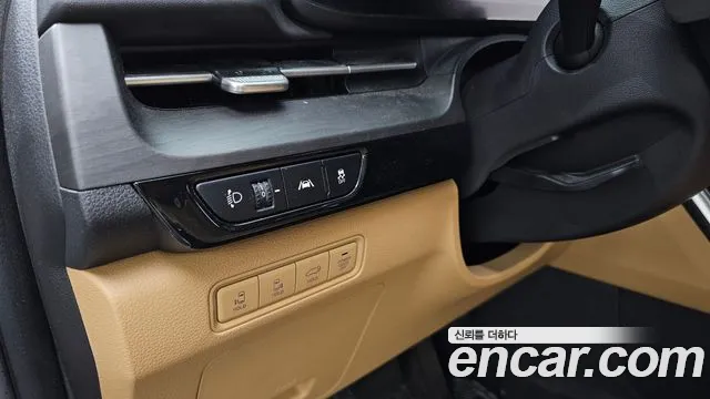 Kia Carnival — фото 16