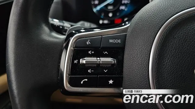 Kia Carnival — фото 20