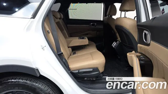 Kia Sorento — фото 11