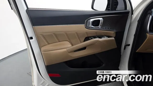 Kia Sorento — фото 24