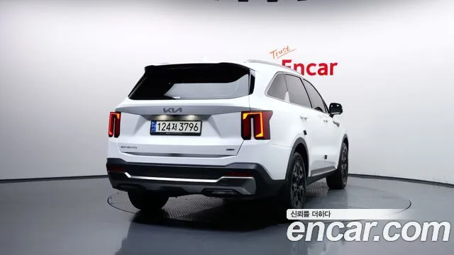 Kia Sorento — фото 4