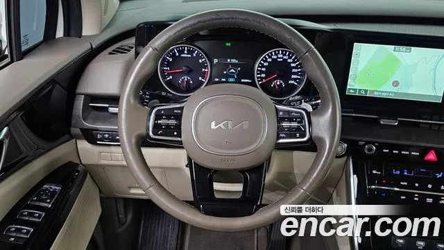 Kia Carnival — фото 14