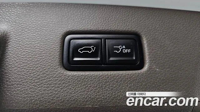 Kia Carnival — фото 20