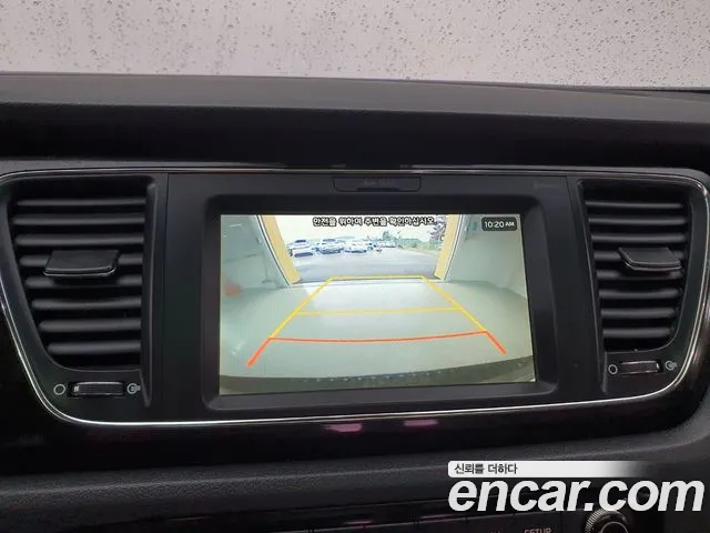 Kia Carnival — фото 15