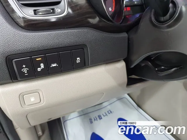 Kia Carnival — фото 19