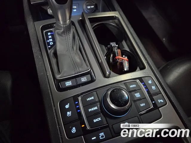 Hyundai Genesis — фото 16