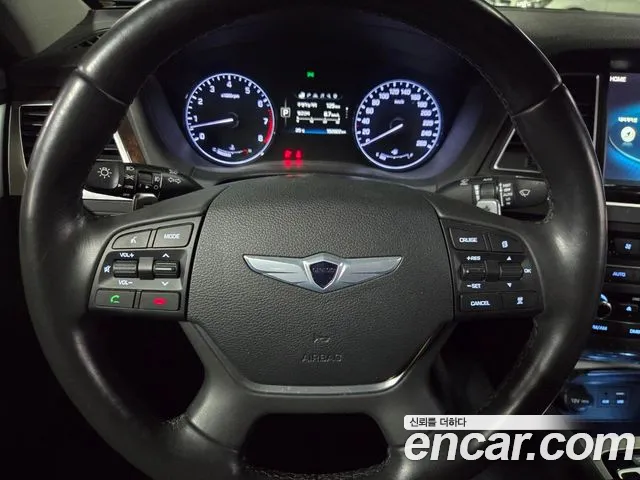 Hyundai Genesis — фото 6
