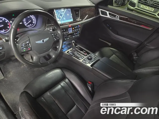 Hyundai Genesis — фото 9