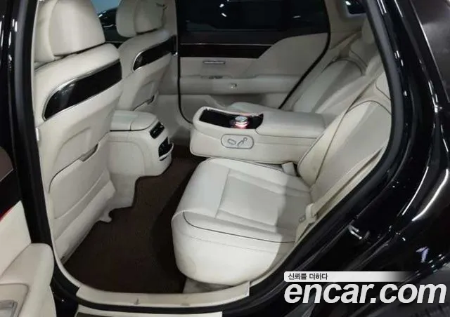 Genesis G90 — фото 11