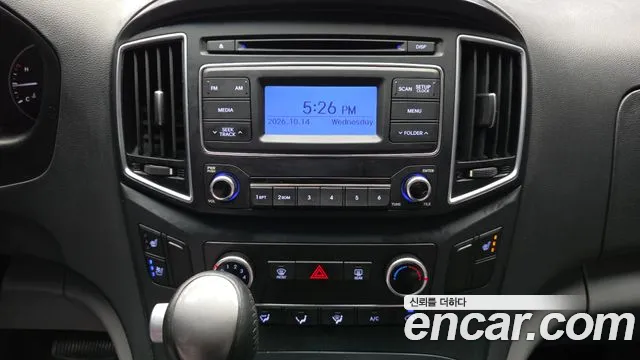 Hyundai Starex — фото 13