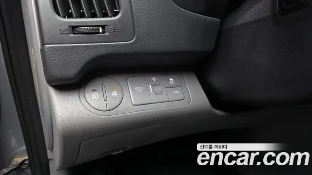 Hyundai Starex — фото 14
