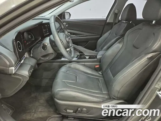Hyundai Avante — фото 11