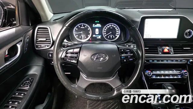 Hyundai Grandeur — фото 12