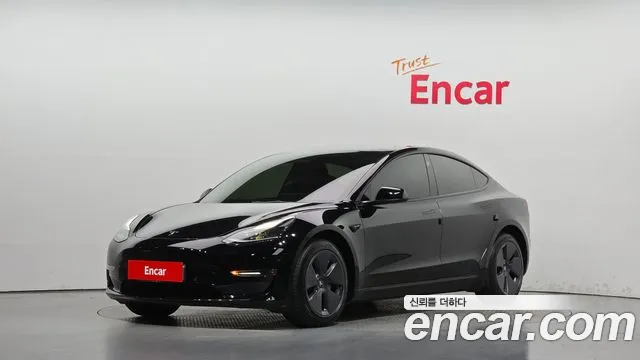 Tesla Model 3 — фото 1