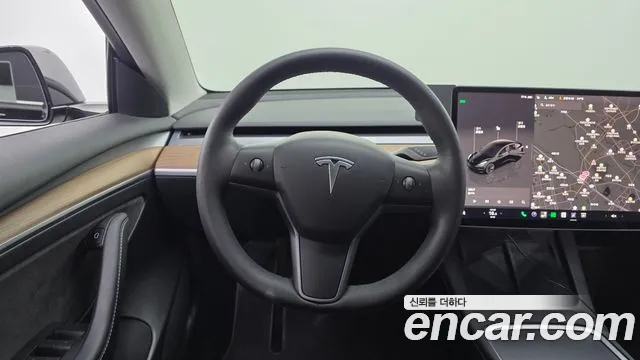 Tesla Model 3 — фото 15