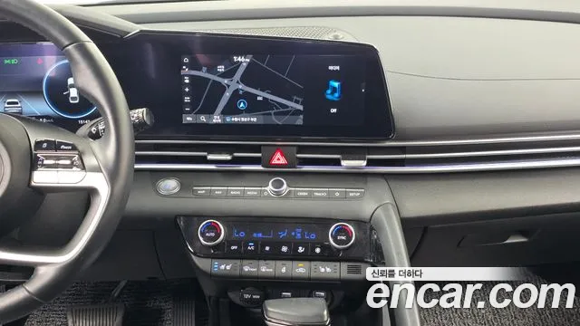 Hyundai Avante — фото 12
