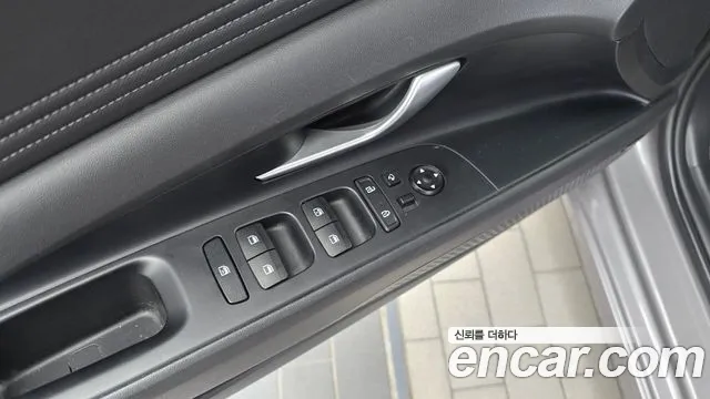 Hyundai Avante — фото 20