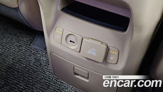 Kia Carnival — фото 19
