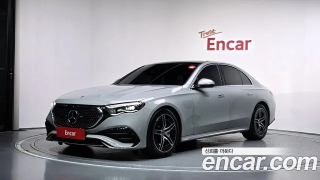 Mercedes-Benz E-Class — фото 1