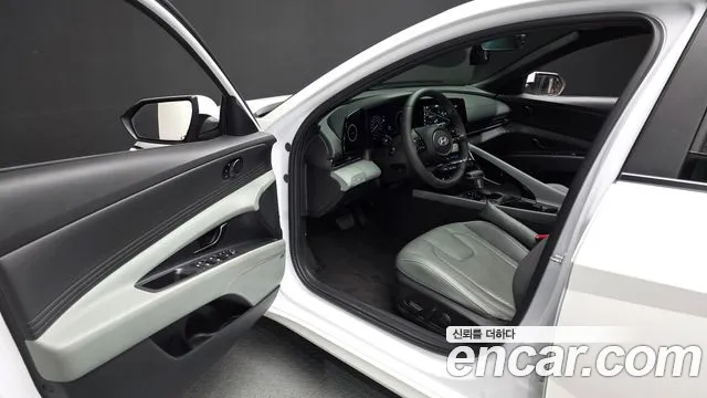 Hyundai Avante — фото 10