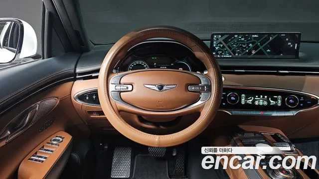 Genesis GV70 — фото 12
