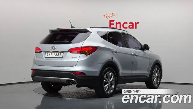 Hyundai Santa Fe — фото 2