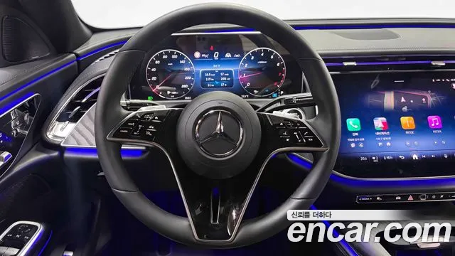 Mercedes-Benz E-Class — фото 11
