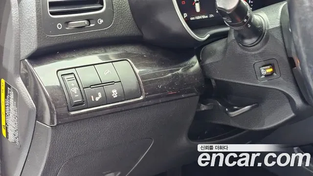 Kia Sorento — фото 16