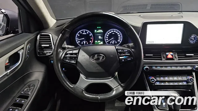 Hyundai Grandeur — фото 12