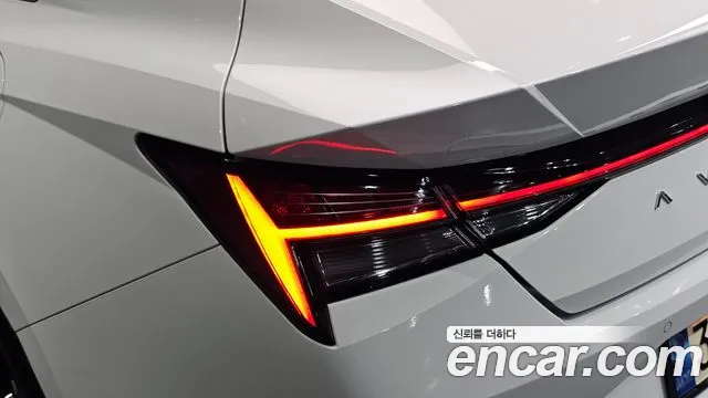 Hyundai Avante — фото 23