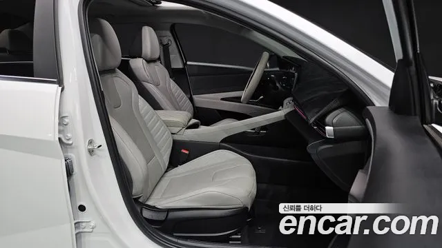Hyundai Avante — фото 26