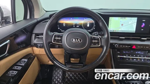 Kia Carnival — фото 12