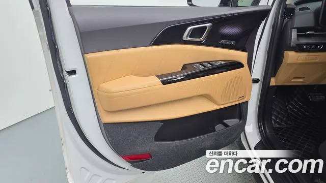 Kia Carnival — фото 25