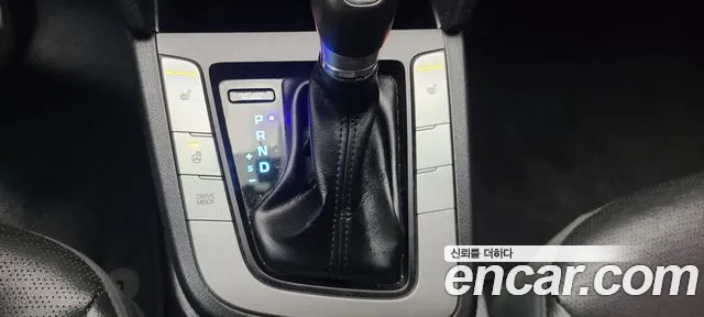 Hyundai Avante — фото 12
