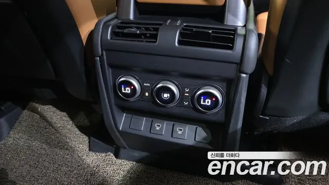 Land Rover Defender — фото 18