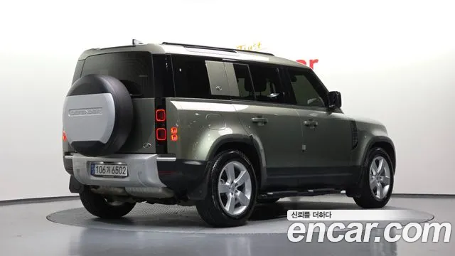 Land Rover Defender — фото 2
